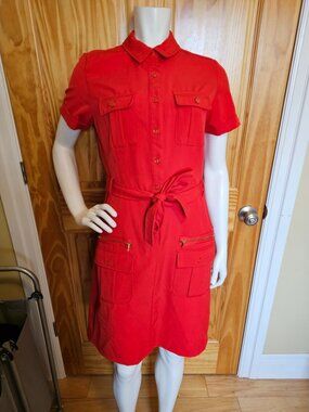 💛 8. Sharagano Size 8 Dress